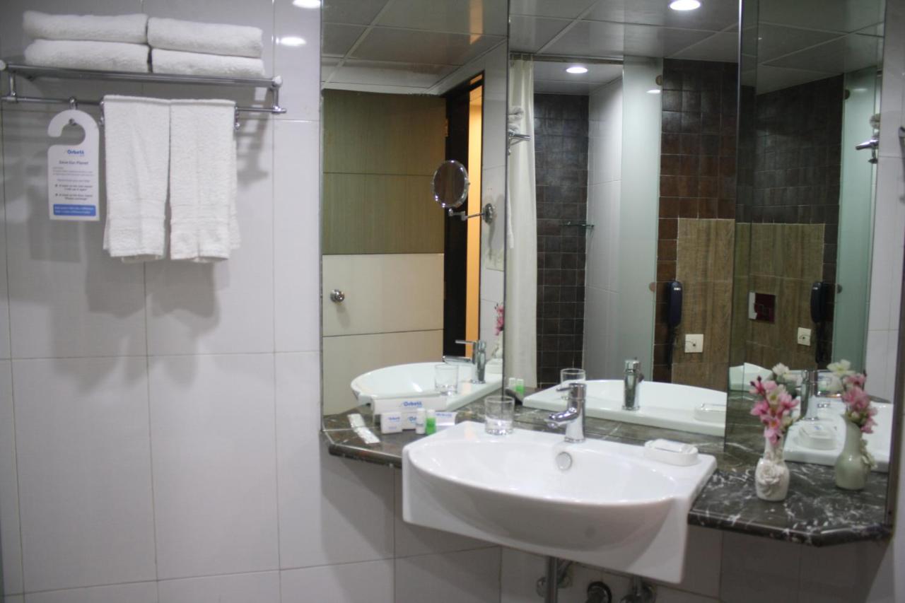 Orbett Hotel Pune Luaran gambar