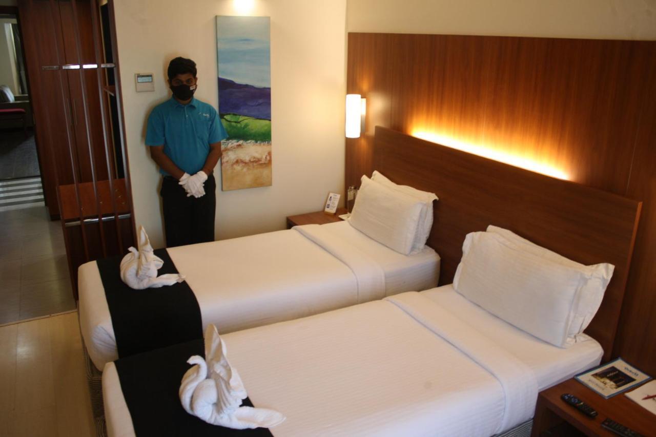 Orbett Hotel Pune Luaran gambar