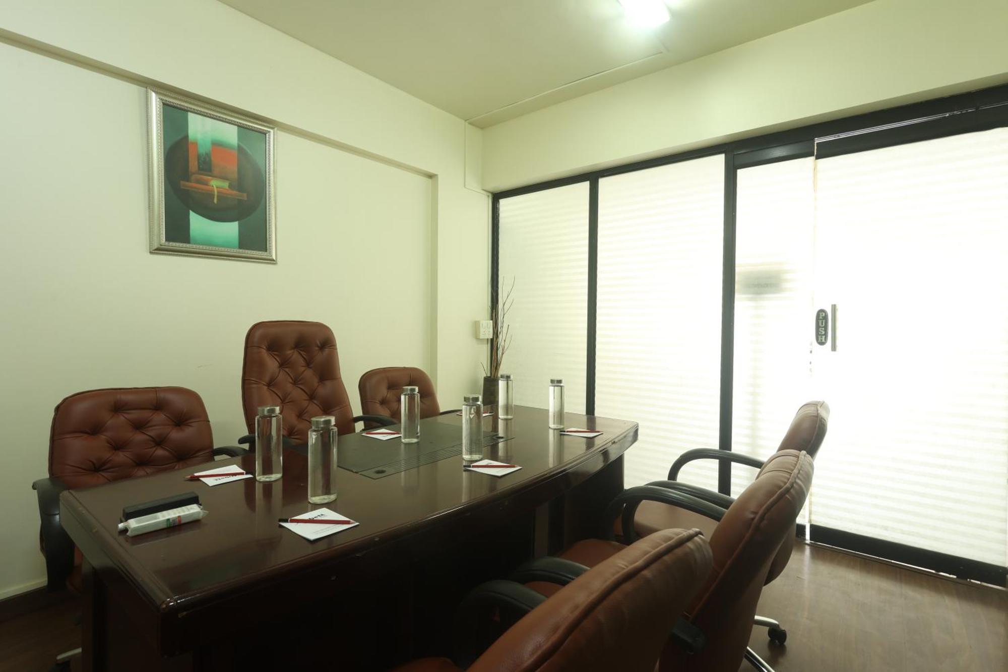 Orbett Hotel Pune Luaran gambar