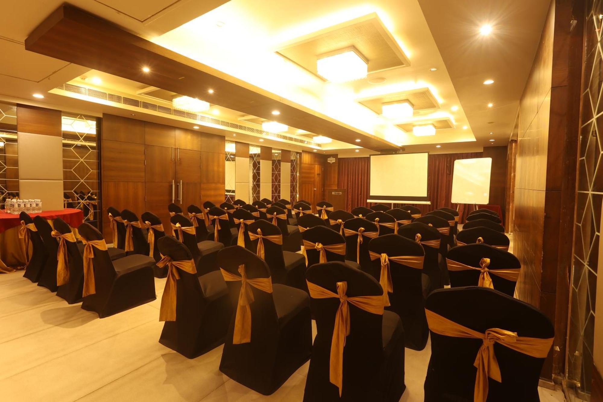 Orbett Hotel Pune Luaran gambar